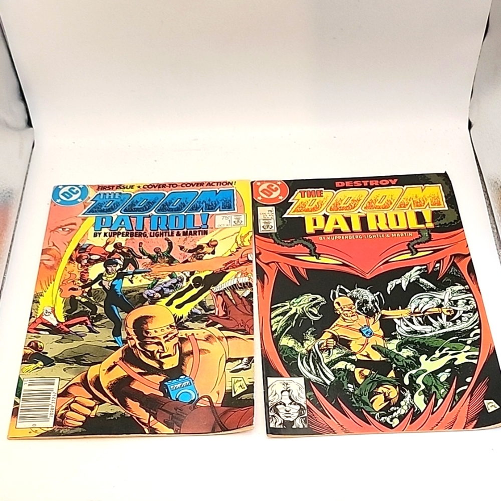 Vintage 1987 DC Doom Patrol Comics no. 1 and 2 fn